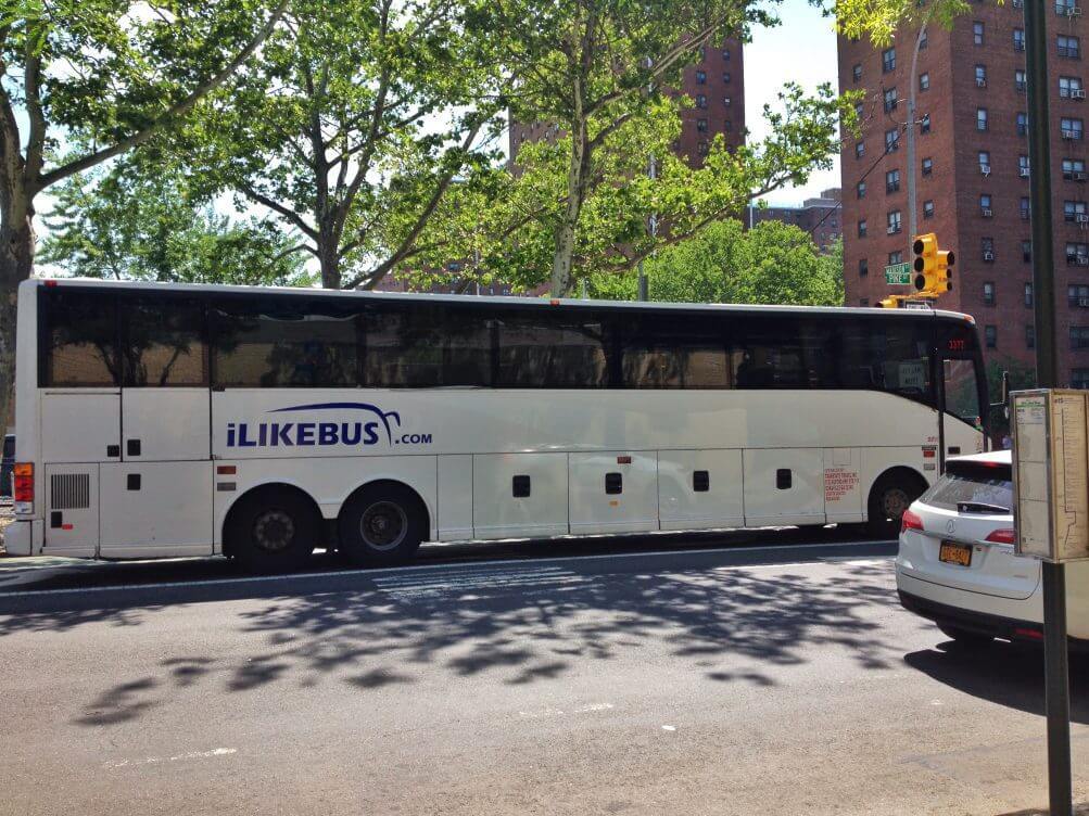 A PandaNY Bus sporting the iLIKEBUS logo. (Source: joshsnead.wordpress.com